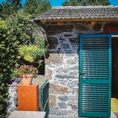 Raposeira Chloe T2 Faja da Ovelha